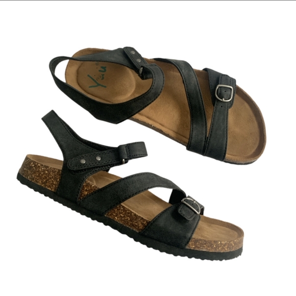 YUU PEYTON BLACK SANDALS - Picture 1 of 12